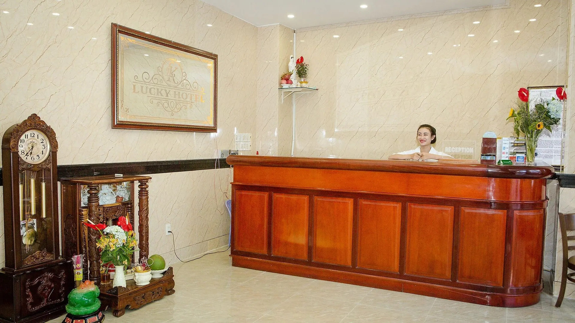 Lucky Hotel Nha Trang