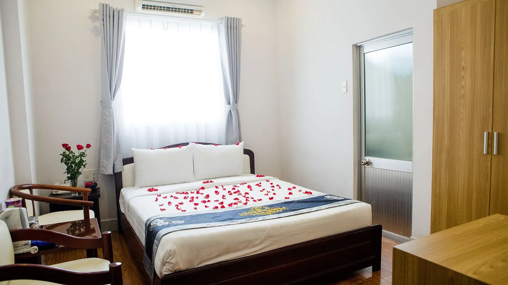 Lucky Hotel Nha Trang 3*,  Vietnam