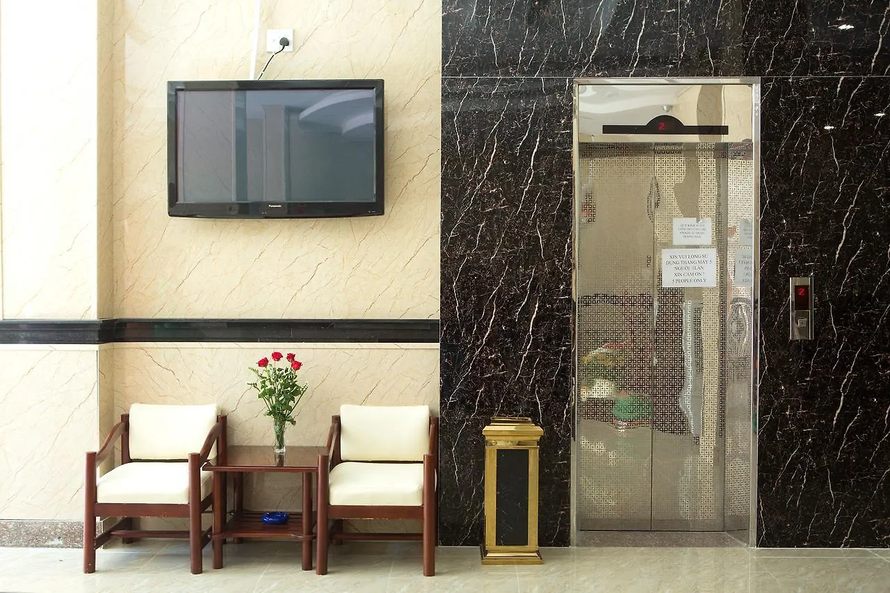 ***  Lucky Hotel Nha Trang Vietnam